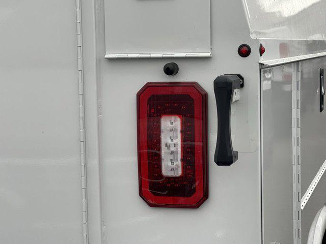 2026 Ford E-350 Cutaway E-350 DRW 158" WB