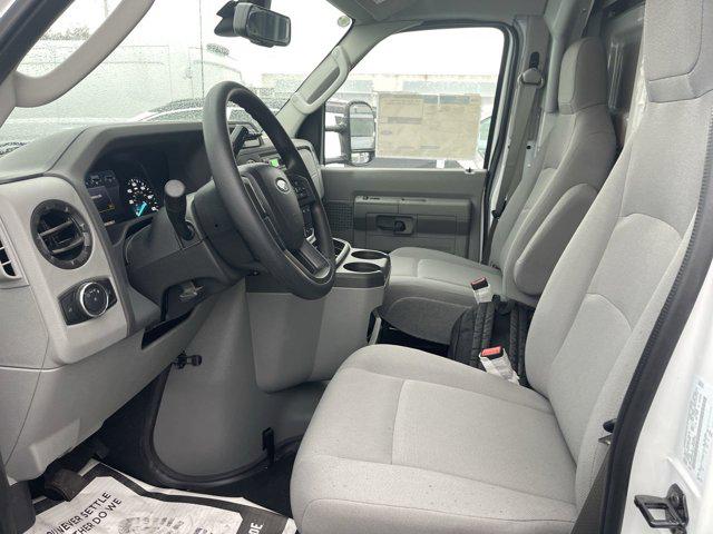 2026 Ford E-350 Cutaway E-350 DRW 158" WB
