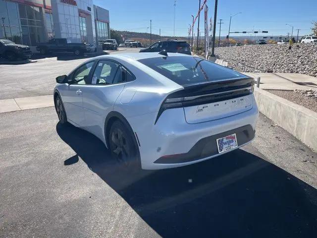 2026 Toyota Prius Plug-In SE