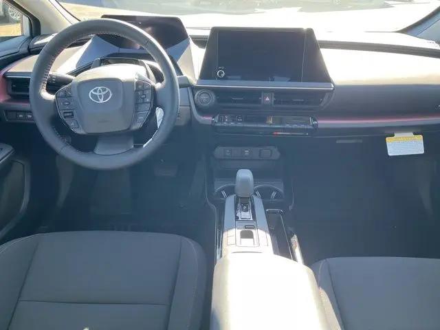 2026 Toyota Prius Plug-In SE