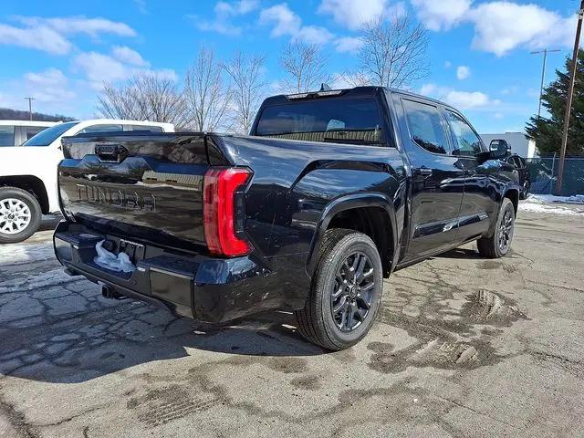2026 Toyota Tundra Platinum CrewMax 5.5' Bed