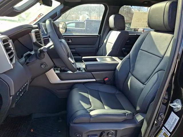 2026 Toyota Tundra Platinum CrewMax 5.5' Bed