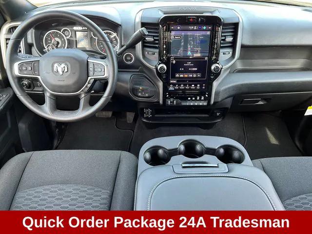 2026 RAM Ram 3500 RAM 3500 TRADESMAN CREW CAB 4X4 8 BOX