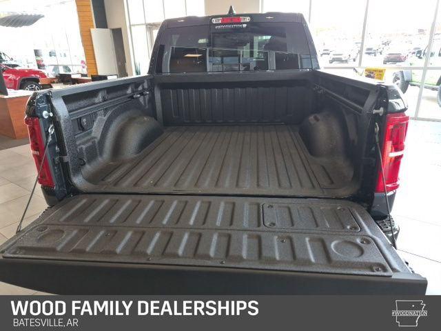 2026 Ram 1500 Limited Crew Cab 4x4 5'7" Box