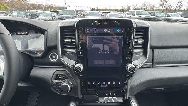 2026 Ram 1500 Big Horn Crew Cab 4x4 5'7" Box