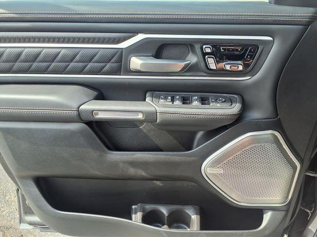 2026 Ram 1500 Tungsten Crew Cab 4x4 5'7" Box