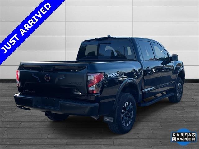 2024 Nissan TITAN Crew Cab PRO-4X 4x4