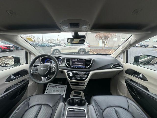 2024 Chrysler Pacifica Touring L 2024 Chrysler Pacifica Touring L