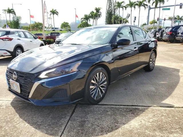 2023 Nissan Altima SV FWD