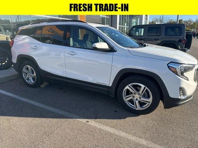 2020 GMC Terrain FWD SLE 2020 GMC Terrain FWD SLE