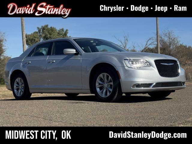 2023 Chrysler 300 Touring 2023 Chrysler 300 Touring