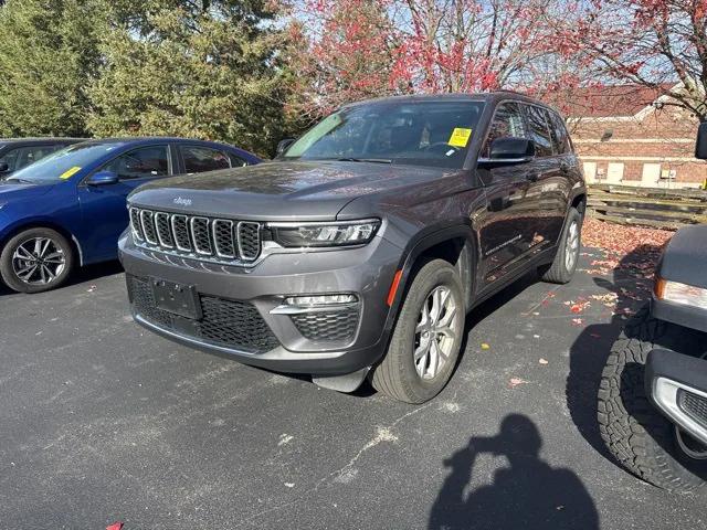 2023 Jeep Grand Cherokee Limited 4x4 2023 Jeep Grand Cherokee Limited 4x4