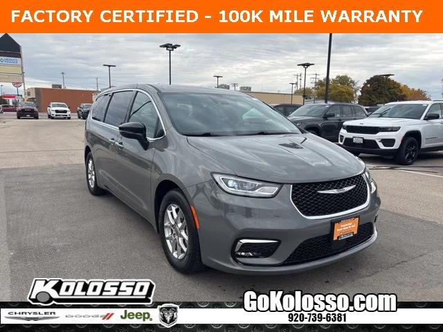 2025 Chrysler Pacifica Select