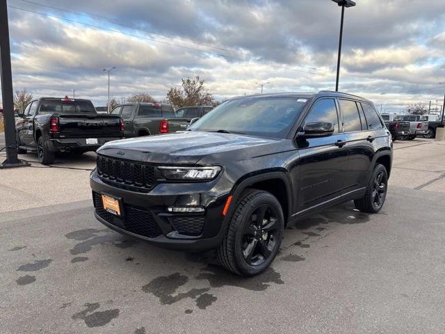 2023 Jeep Grand Cherokee Limited 4x4 2023 Jeep Grand Cherokee Limited 4x4