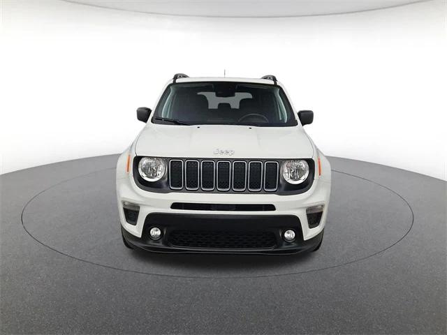 2023 Jeep Renegade Latitude 4x4 2023 Jeep Renegade Latitude 4x4