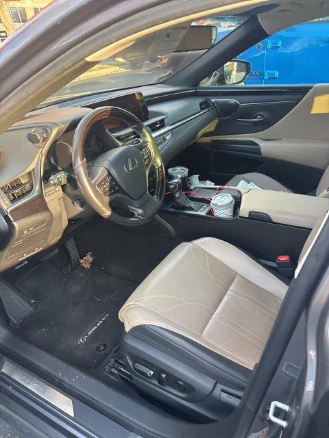 2019 Lexus ES 300h 300h Luxury 2019 Lexus ES 300h 300h Luxury