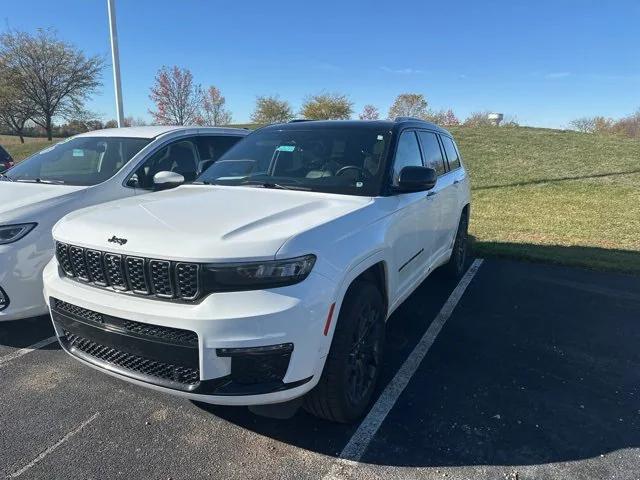 2023 Jeep Grand Cherokee L Summit Reserve 4x4 2023 Jeep Grand Cherokee L Summit Reserve 4x4