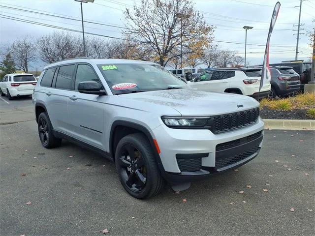 2024 Jeep Grand Cherokee L Altitude X 4x4 2024 Jeep Grand Cherokee L Altitude X 4x4