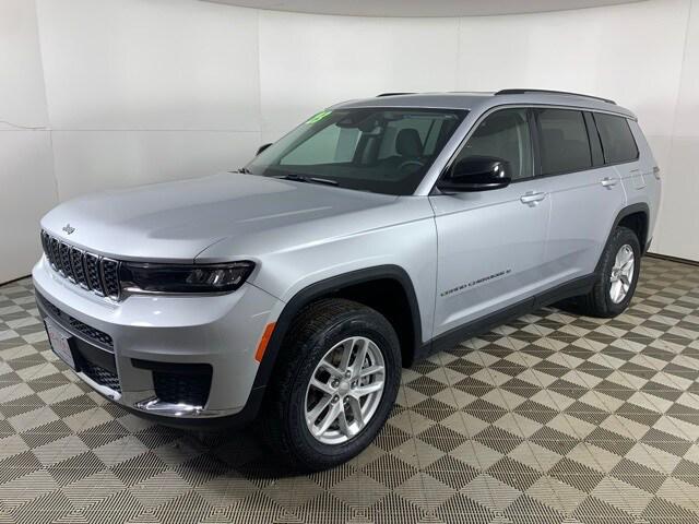2023 Jeep Grand Cherokee L Laredo 4x4