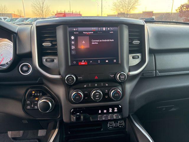 2022 RAM 1500 Big Horn Quad Cab 4x4 64 Box 2022 RAM 1500 Big Horn Quad Cab 4x4 64 Box