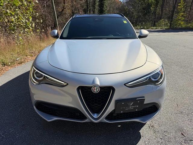 2022 Alfa Romeo Stelvio Ti AWD 2022 Alfa Romeo Stelvio Ti AWD