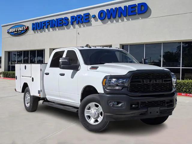 2023 RAM 3500 Tradesman Crew Cab 4x4 8 Box 2023 RAM 3500 Tradesman Crew Cab 4x4 8 Box