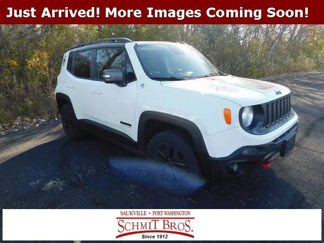 2017 Jeep Renegade Deserthawk 4x4 2017 Jeep Renegade Deserthawk 4x4
