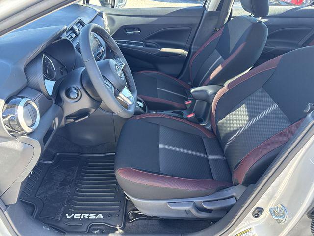 2025 Nissan Versa 1.6 SR