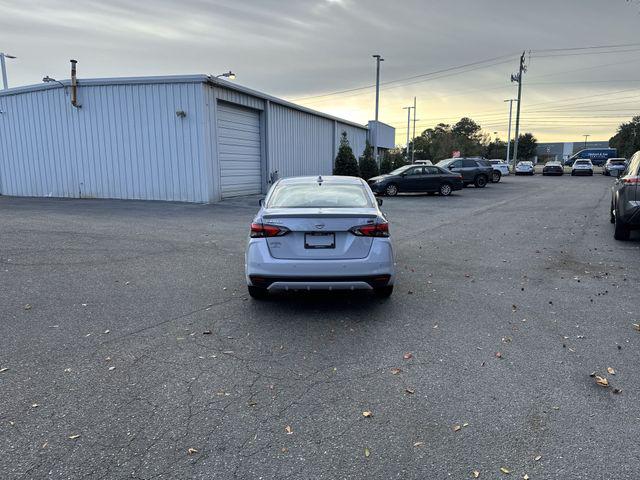 2025 Nissan Versa 1.6 SR