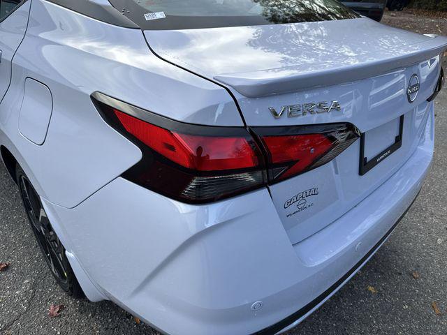 2025 Nissan Versa 1.6 SR