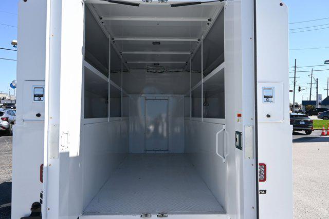 2025 Chevrolet Express Cutaway Work Van