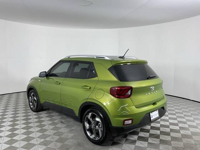 2023 Hyundai Venue SEL