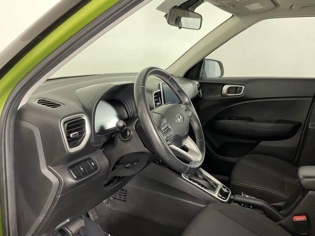 2023 Hyundai Venue SEL