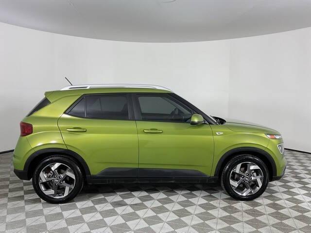 2023 Hyundai Venue SEL
