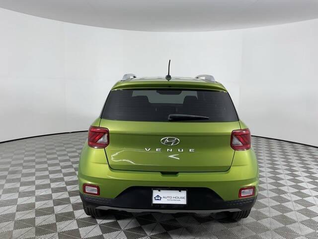 2023 Hyundai Venue SEL