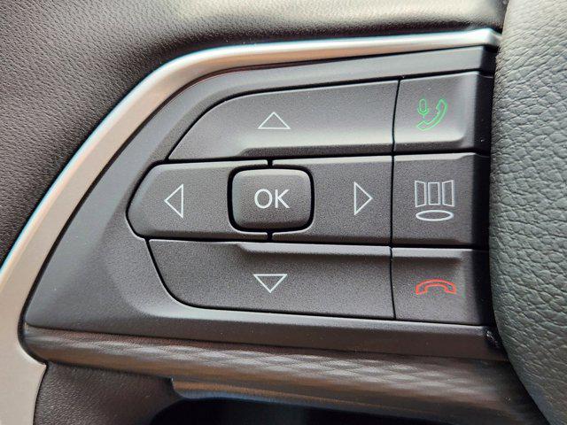 2025 Jeep Grand Cherokee Laredo X 4x4