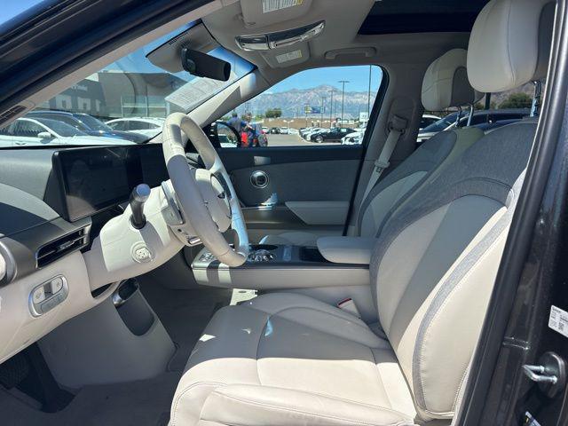 2024 Genesis GV60 Standard RWD