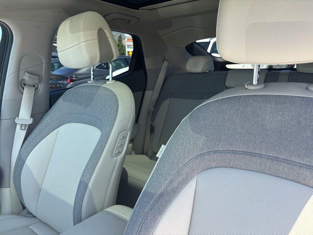 2024 Genesis GV60 Standard RWD