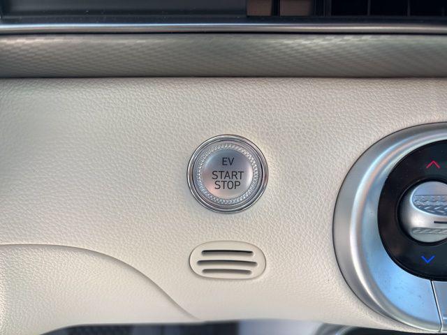 2024 Genesis GV60 Standard RWD