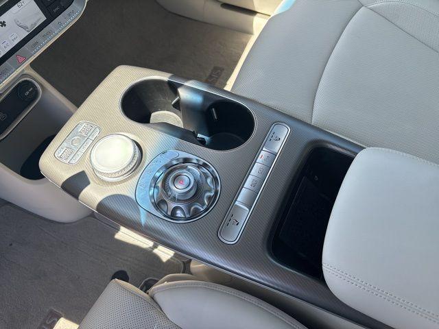 2024 Genesis GV60 Standard RWD