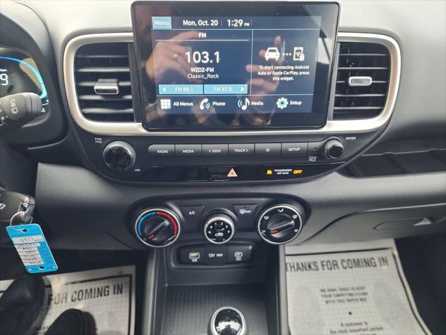 2026 Hyundai Venue SE