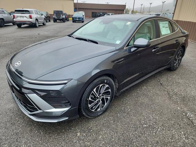 2026 Hyundai Sonata Hybrid Blue