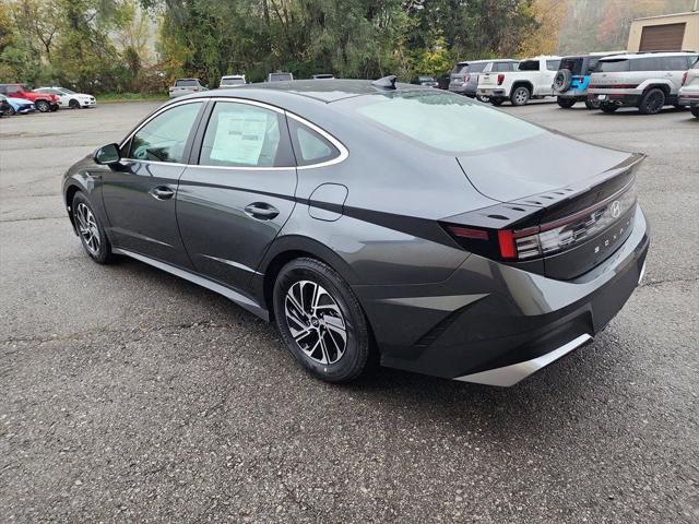 2026 Hyundai Sonata Hybrid Blue
