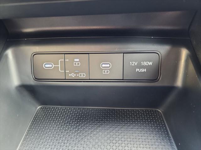 2026 Hyundai Santa Cruz SE