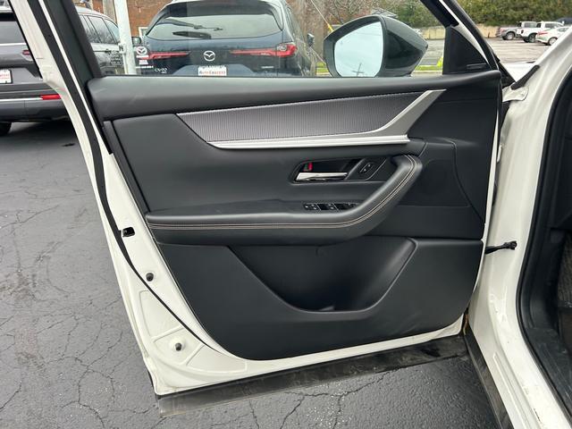 2025 Mazda CX-70 Premium Package