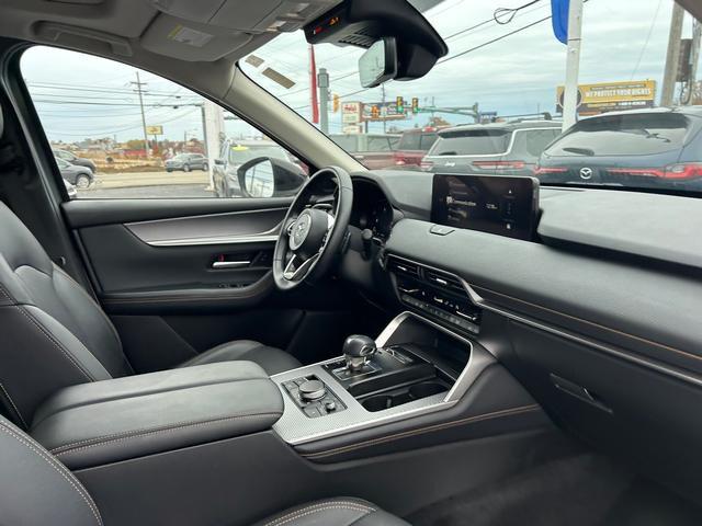 2025 Mazda CX-70 Premium Package