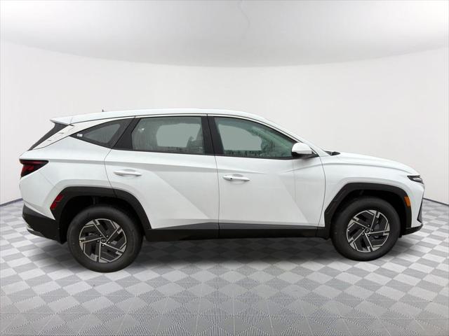 2026 Hyundai Tucson Hybrid Blue SE