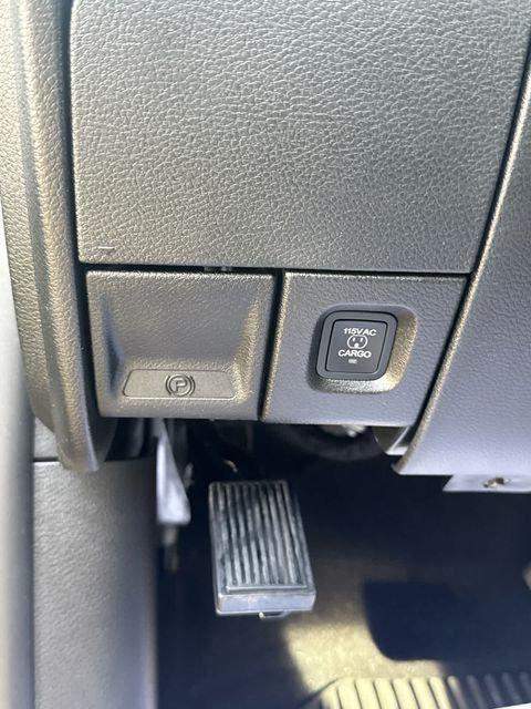 2026 Ram 2500 Big Horn Crew Cab 4x2 6'4" Box