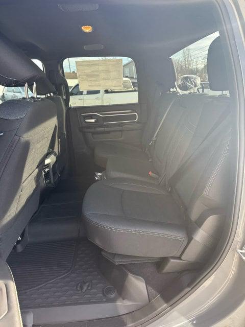 2026 Ram 2500 Big Horn Crew Cab 4x2 64 Box