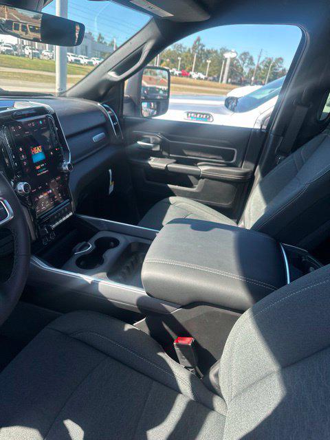 2026 Ram 2500 Big Horn Crew Cab 4x2 64 Box
